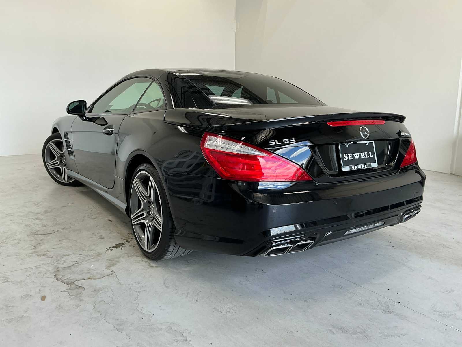 Used 2016 Black Mercedes-Benz AMG® SL 63 image 7