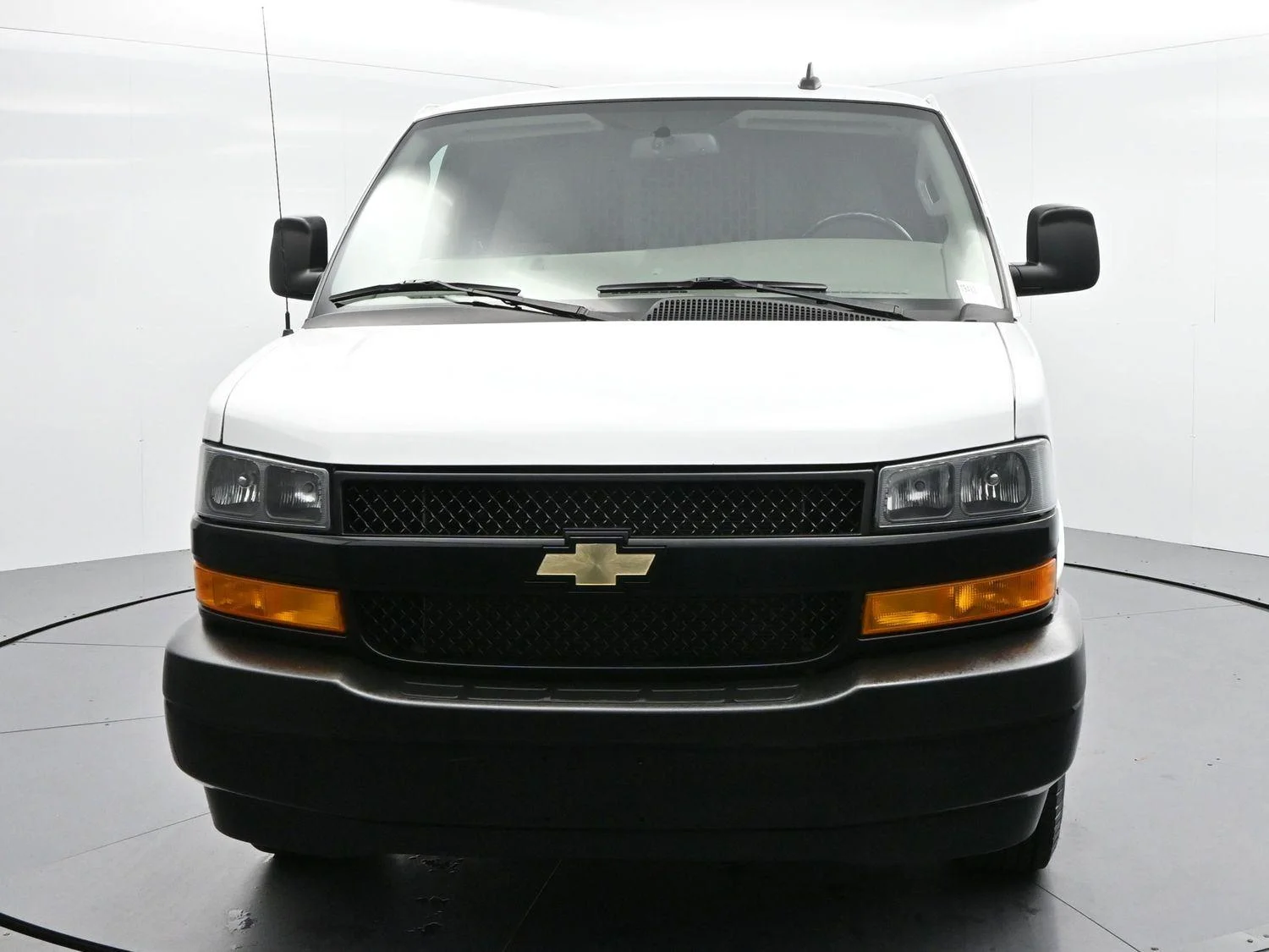 Used 2023 Summit White Chevrolet WT image 3