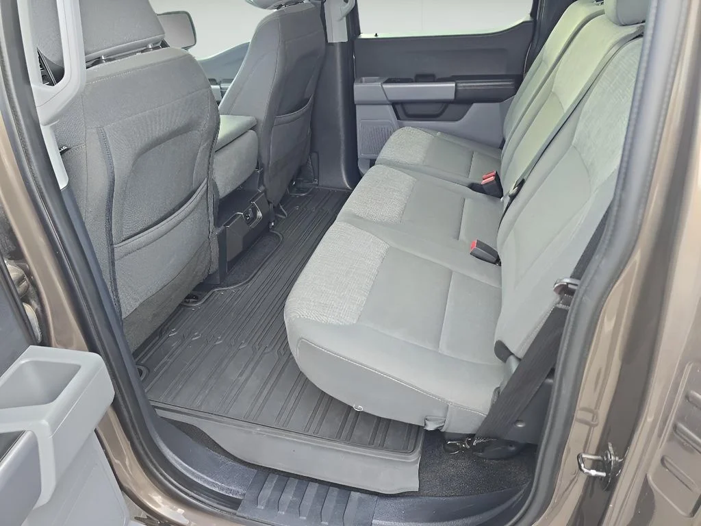 Used 2023 Brown Ford XLT image 28