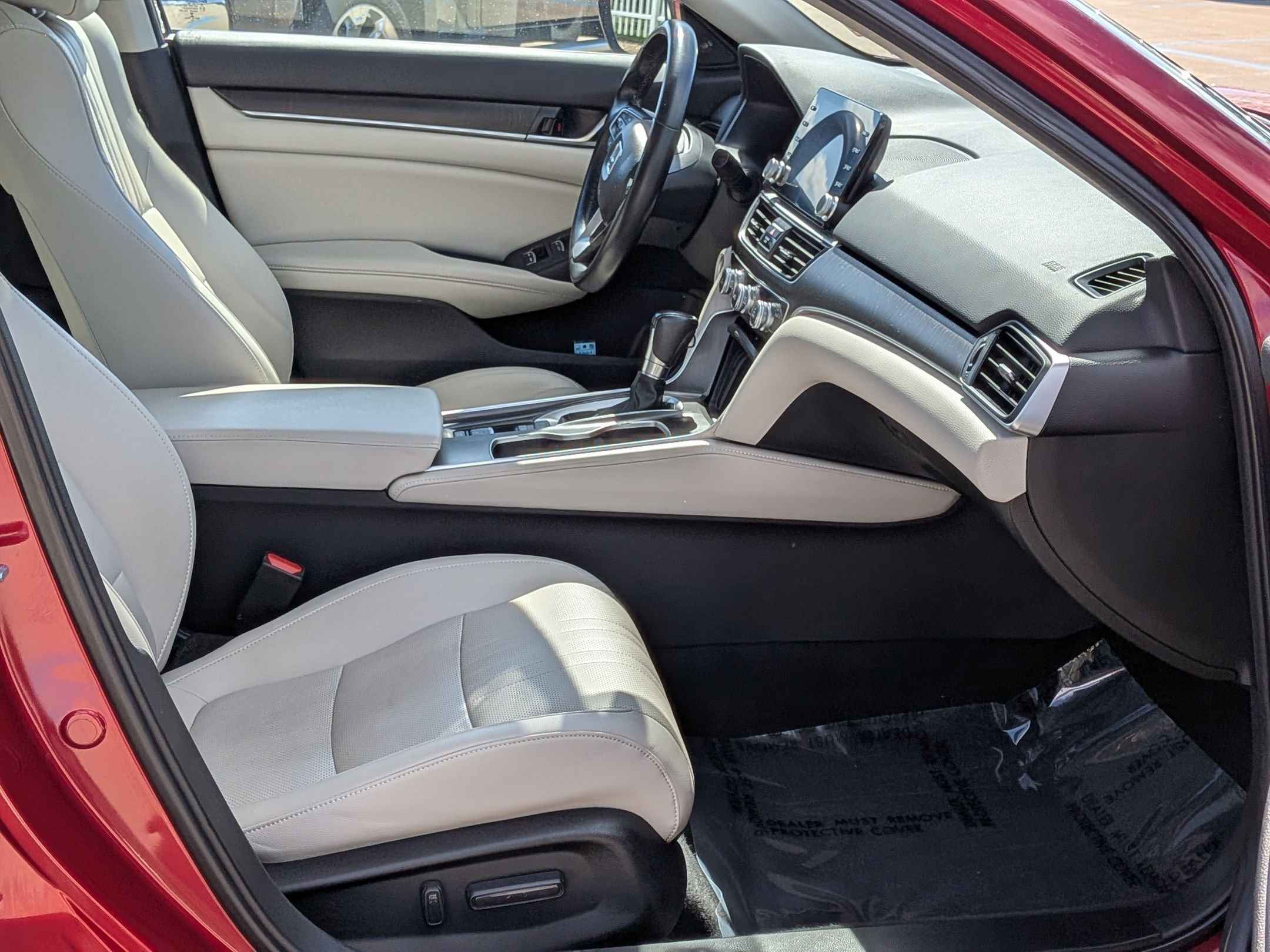 2022 Honda Accord EX-L - Photo 28