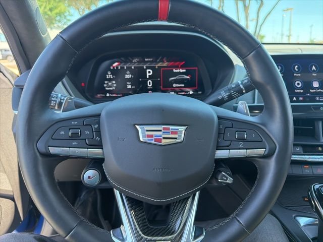 Used 2022  Cadillac V-Series image 7