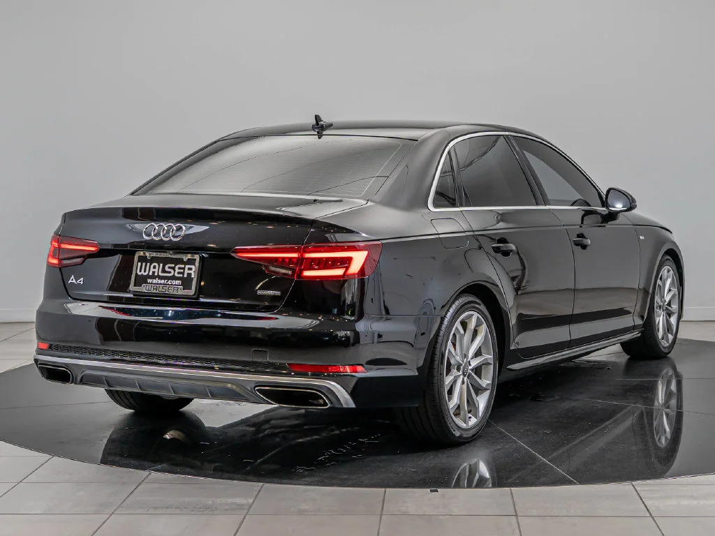 Used 2019 Brilliant Black Audi 2.0T Premium image 10