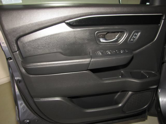 Certified Used 2025 Modern Steel Metallic Honda Touring image 10