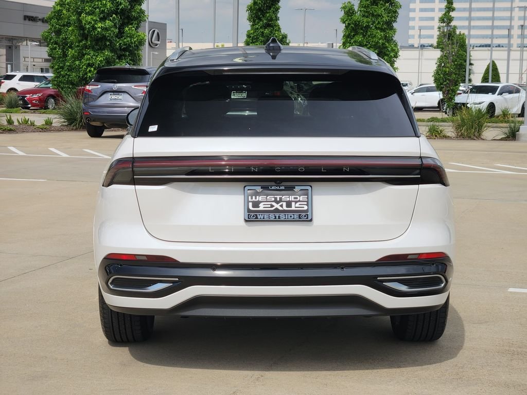 Used 2024 White Platinum Clearcoat Metallic Lincoln Black Label image 6