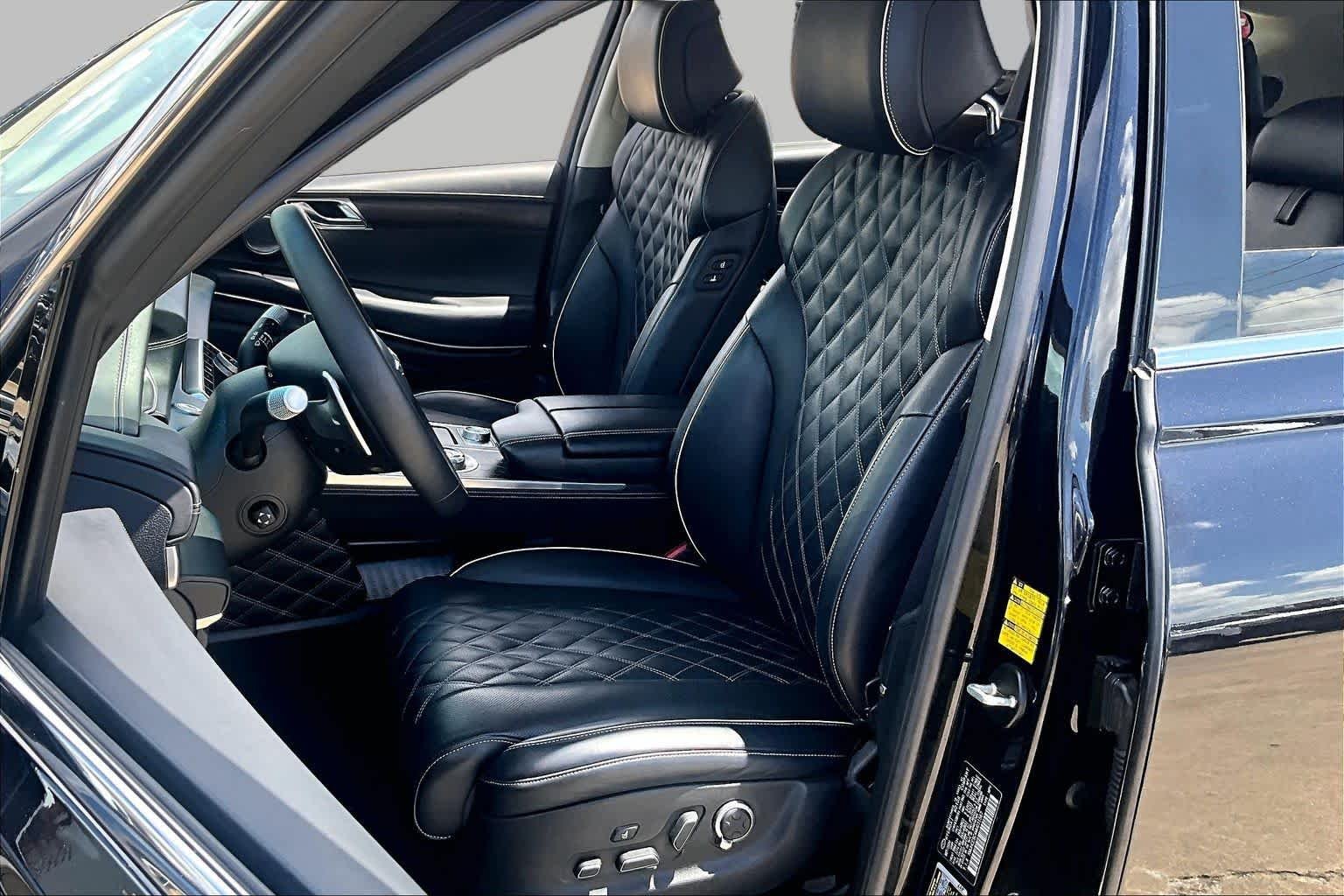Used 2021 Vik Black Genesis  image 8