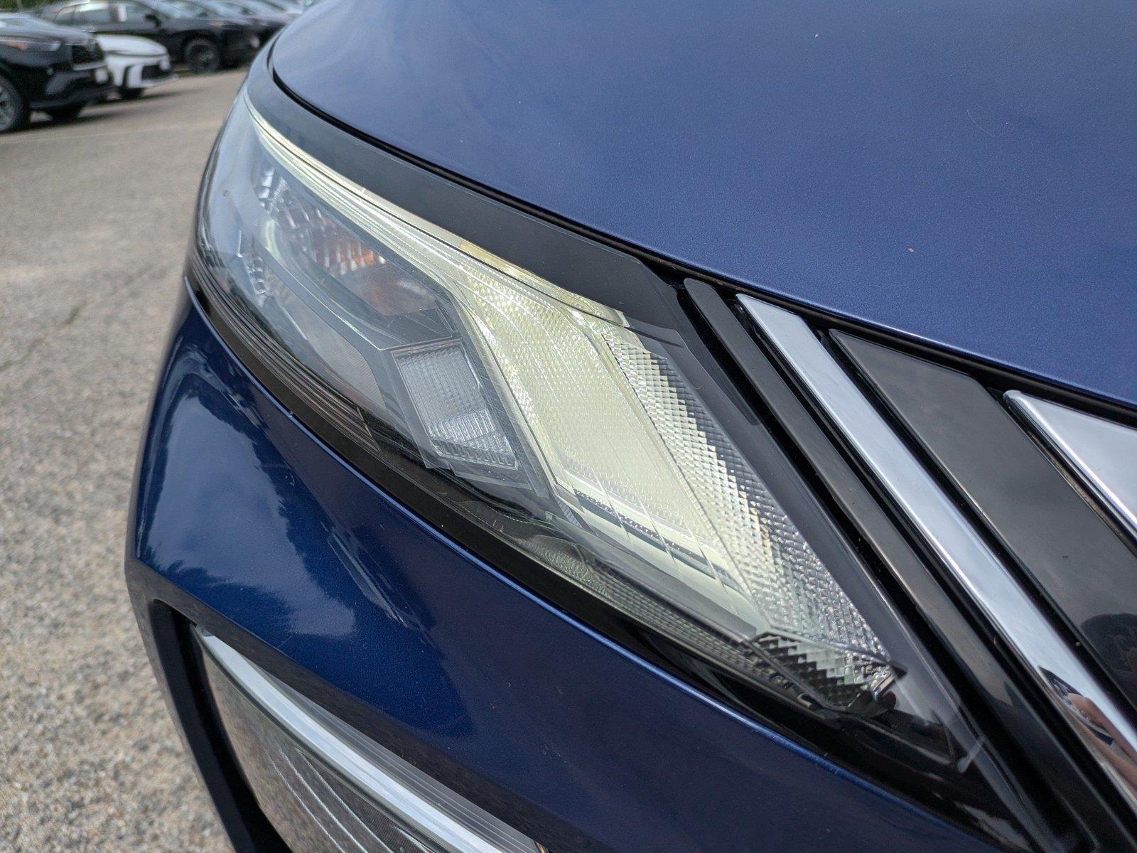 Used 2021 Caspian Blue Metallic Nissan SV image 10