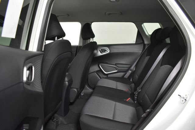 Used 2024 White Kia LX image 23