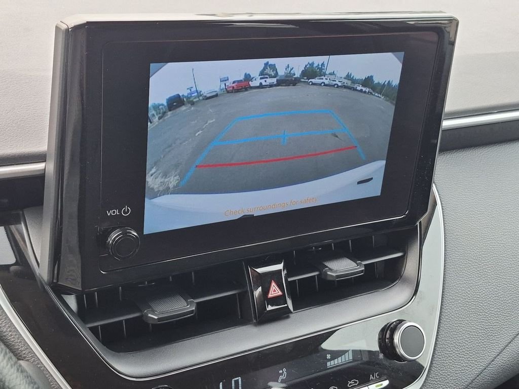 Used 2024 Ice Toyota LE image 19