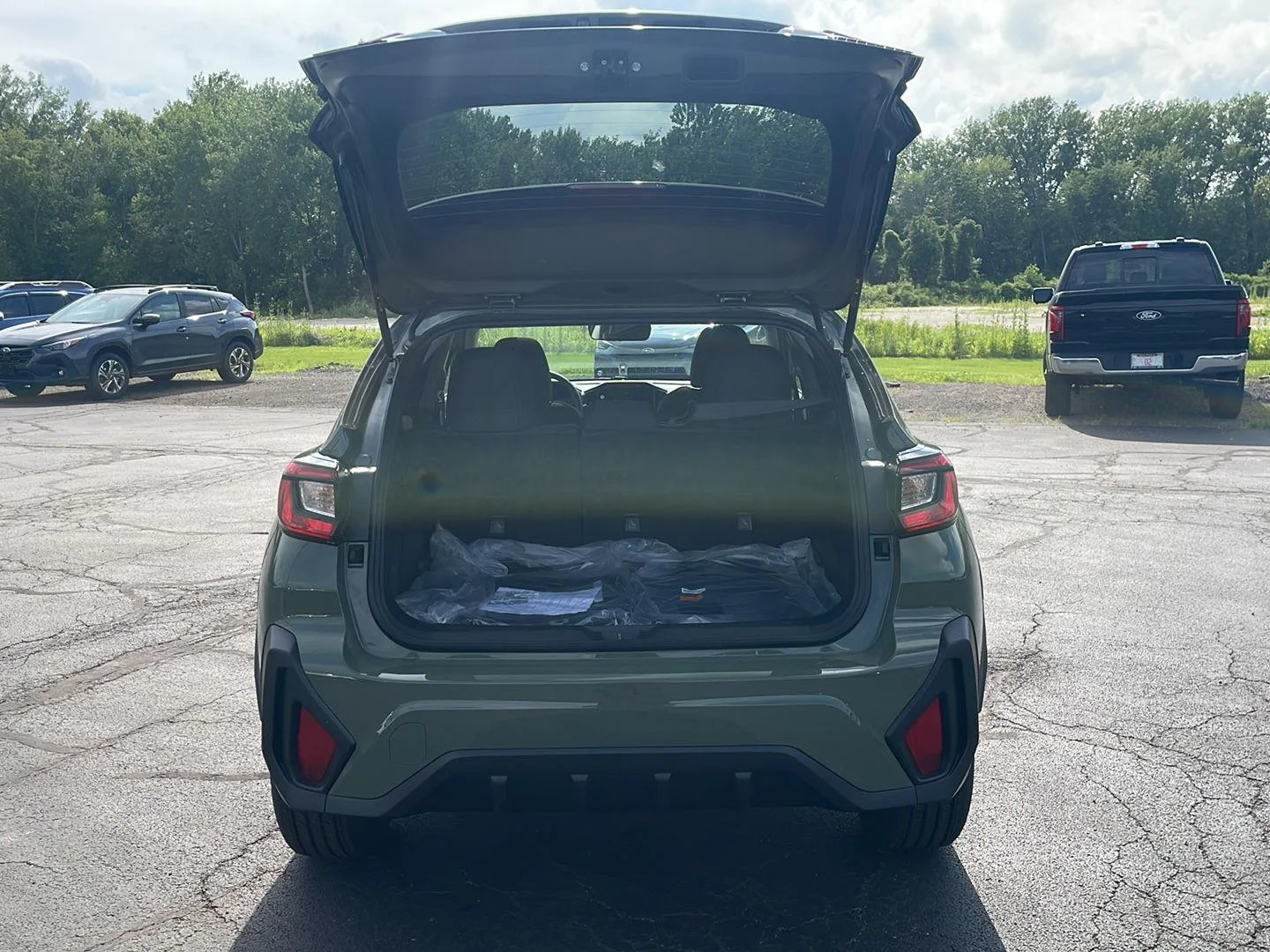 New 2026 Alpine Green Subaru Premium image 25
