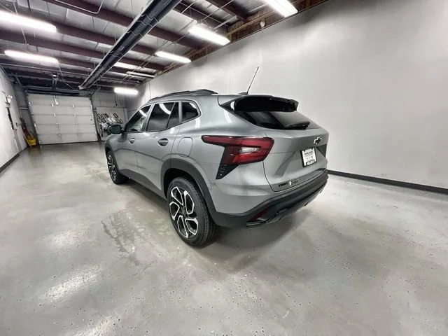 2026 Chevrolet Trax RS - Photo 6