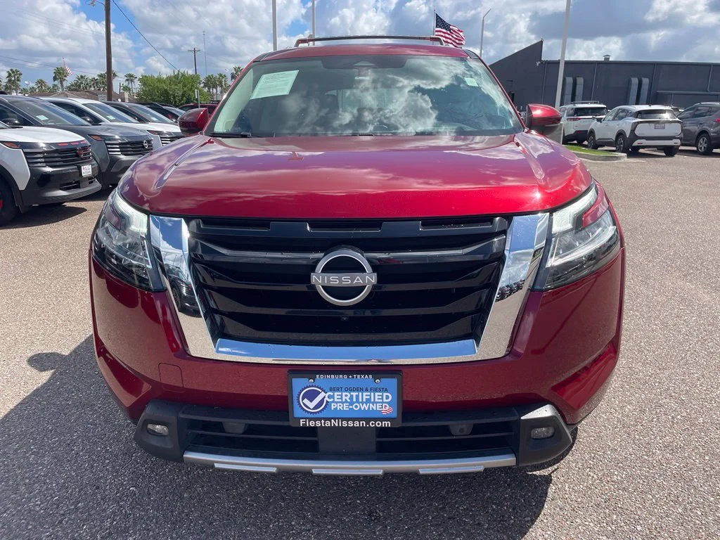 Used 2023 Red Nissan Platinum image 2