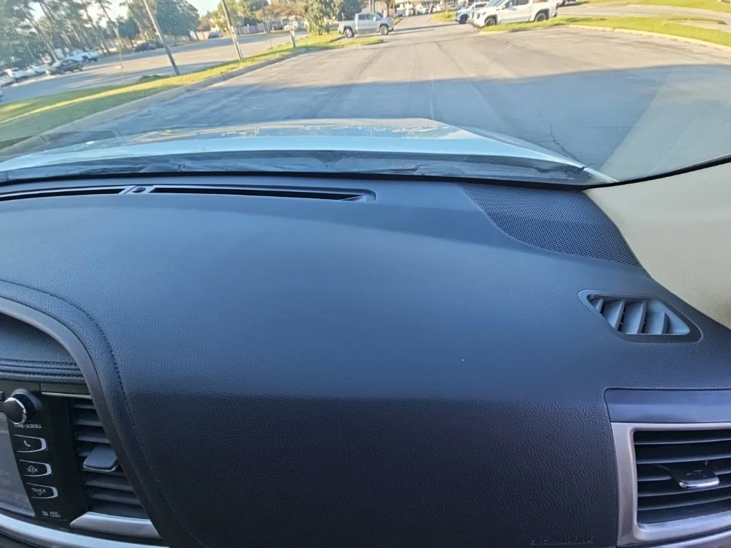 Used 2017 White Toyota XLE image 27
