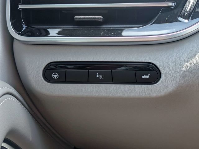 New 2027 2T RAD WHT INFINITI Autograph AWD image 26