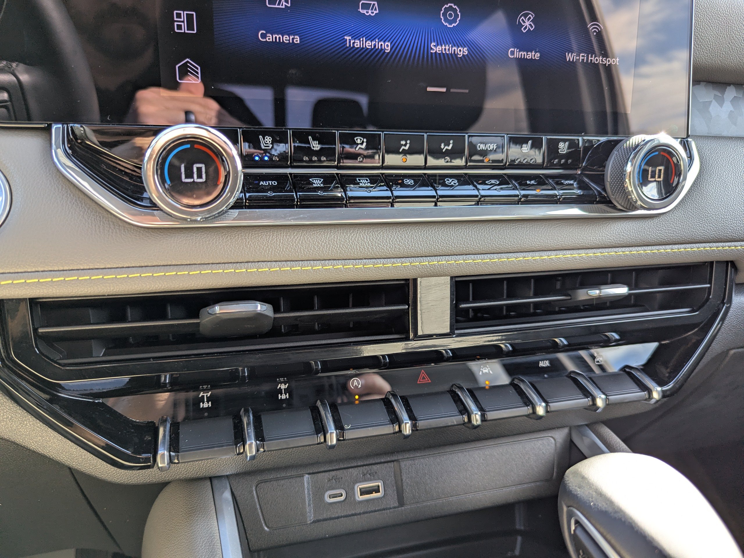 2026 Chevrolet Colorado ZR2 - Photo 27