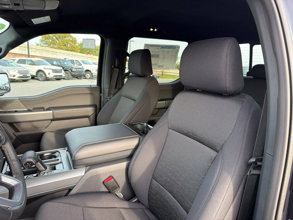New 2026 Antimatter Blue Metallic Ford XLT image 18