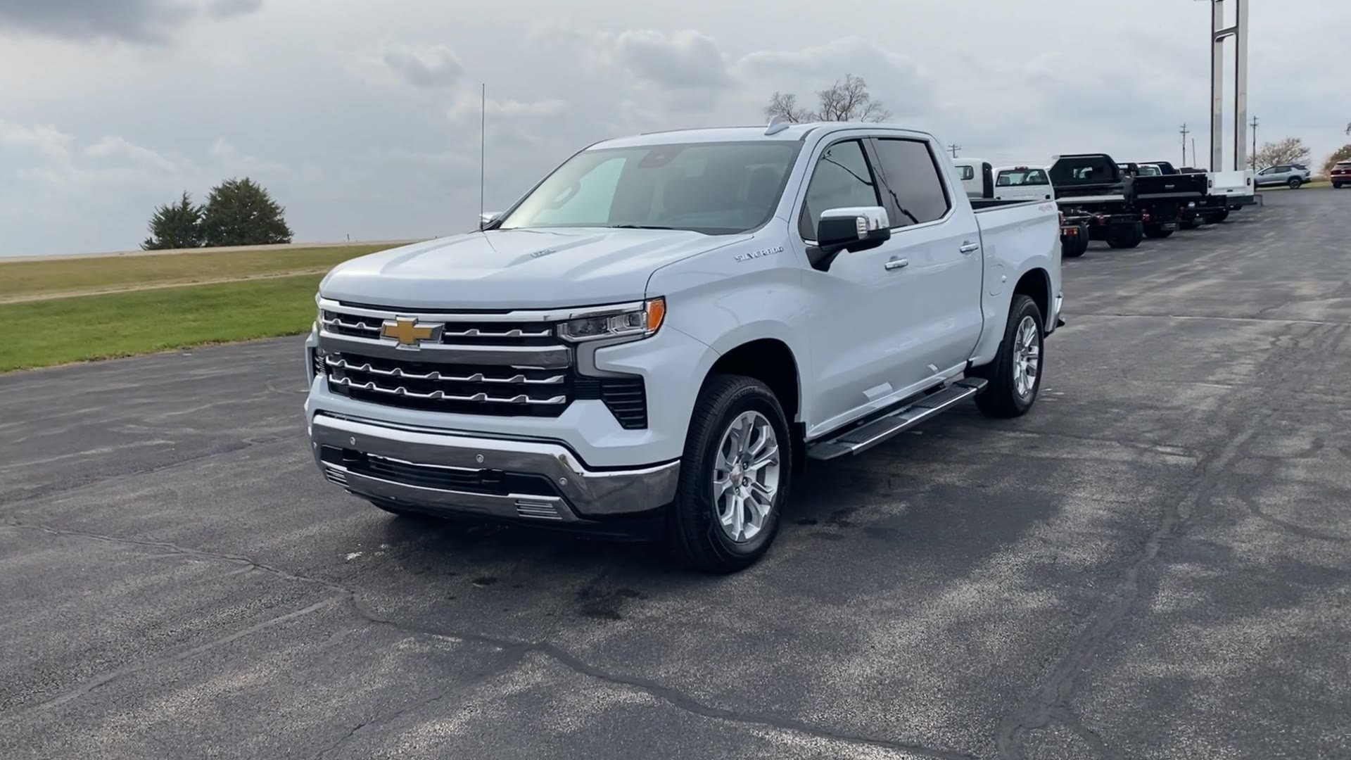 2026 Chevrolet Silverado 1500 LTZ - Photo 27