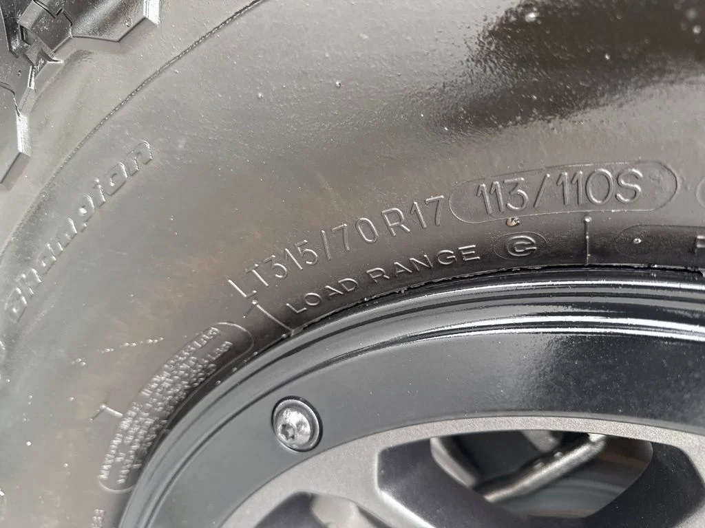 Used 2023 Gray Jeep High Tide image 33