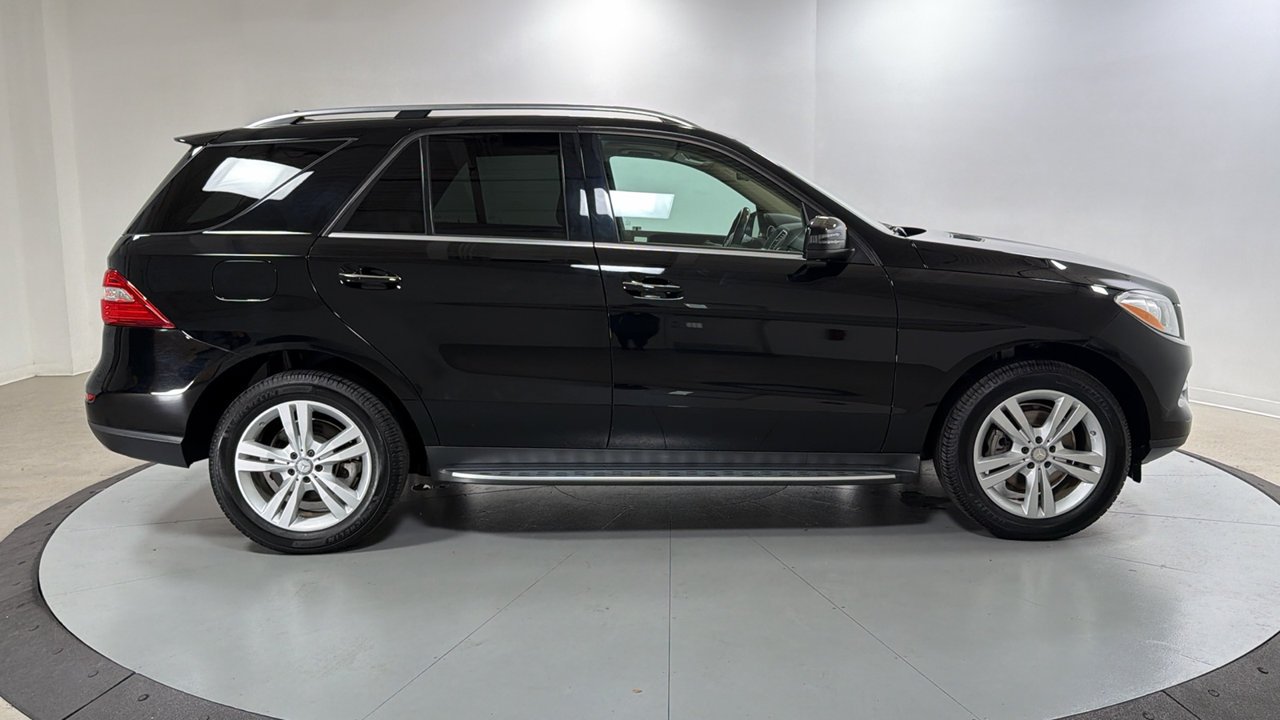 Used 2015 Black Mercedes-Benz ML 350 image 6