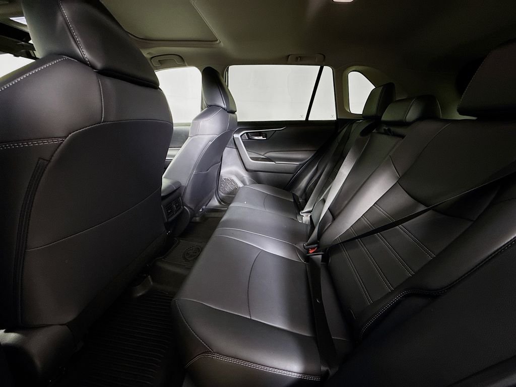 Used 2024 Silver Sky Metallic Toyota XLE Premium image 24