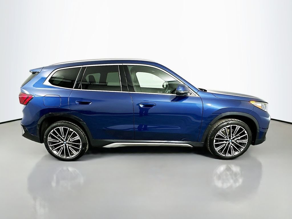 2025 BMW X1 28i - Photo 4