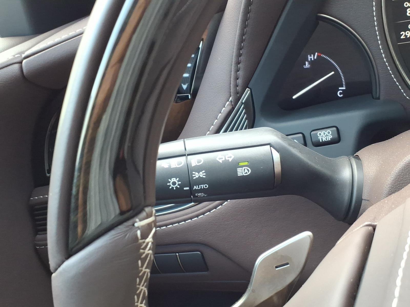 Used 2018 Manganese Luster Lexus Base image 24