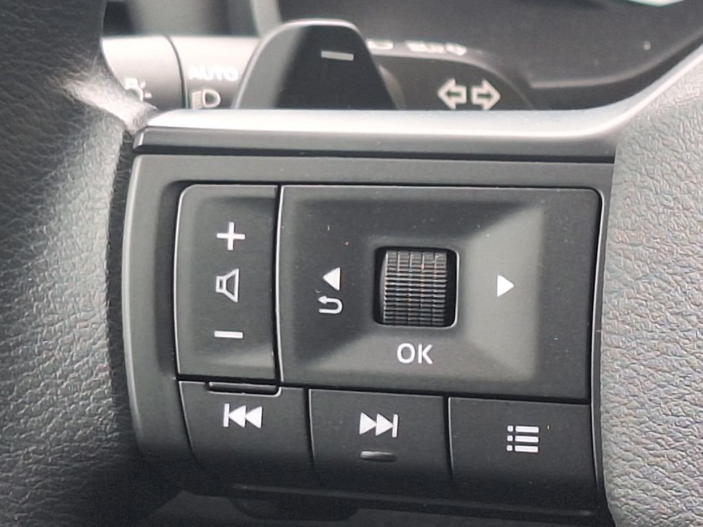 Used 2025 White Nissan S image 14