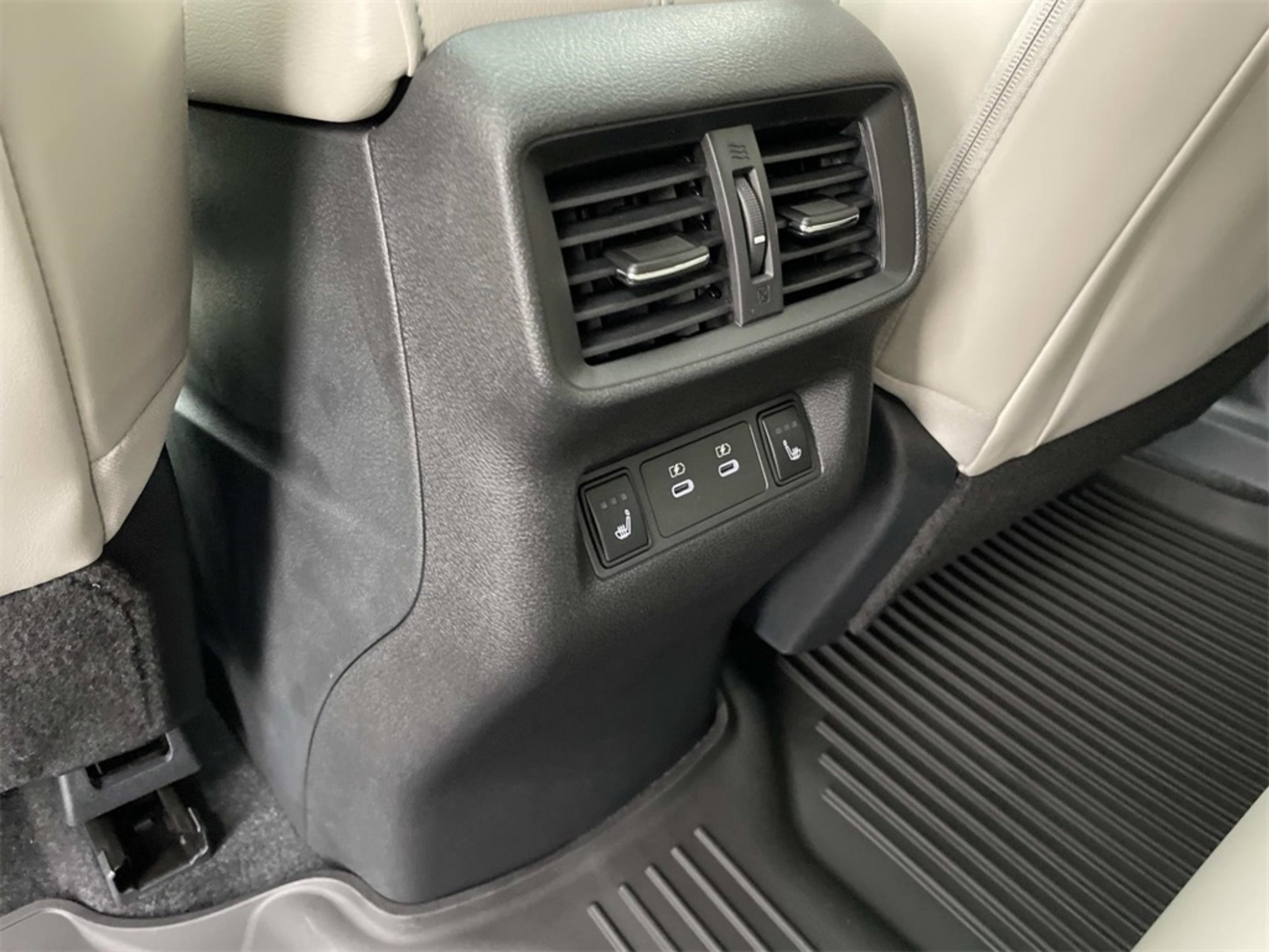 2026 Nissan Murano Platinum - Photo 7