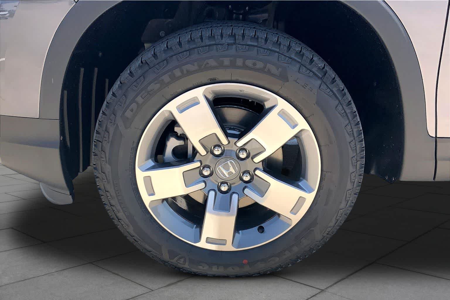 New 2026 Modern Steel Metallic Honda RTL image 12