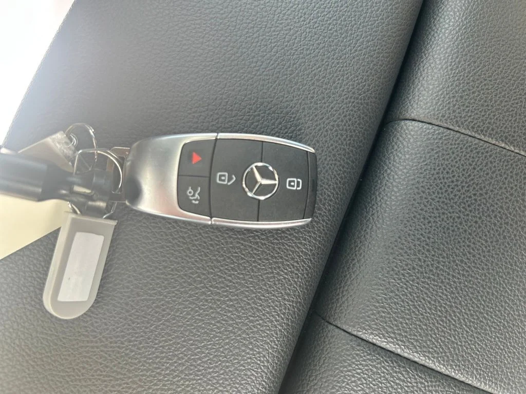 Used 2025 Black Mercedes-Benz GLA 250 image 28