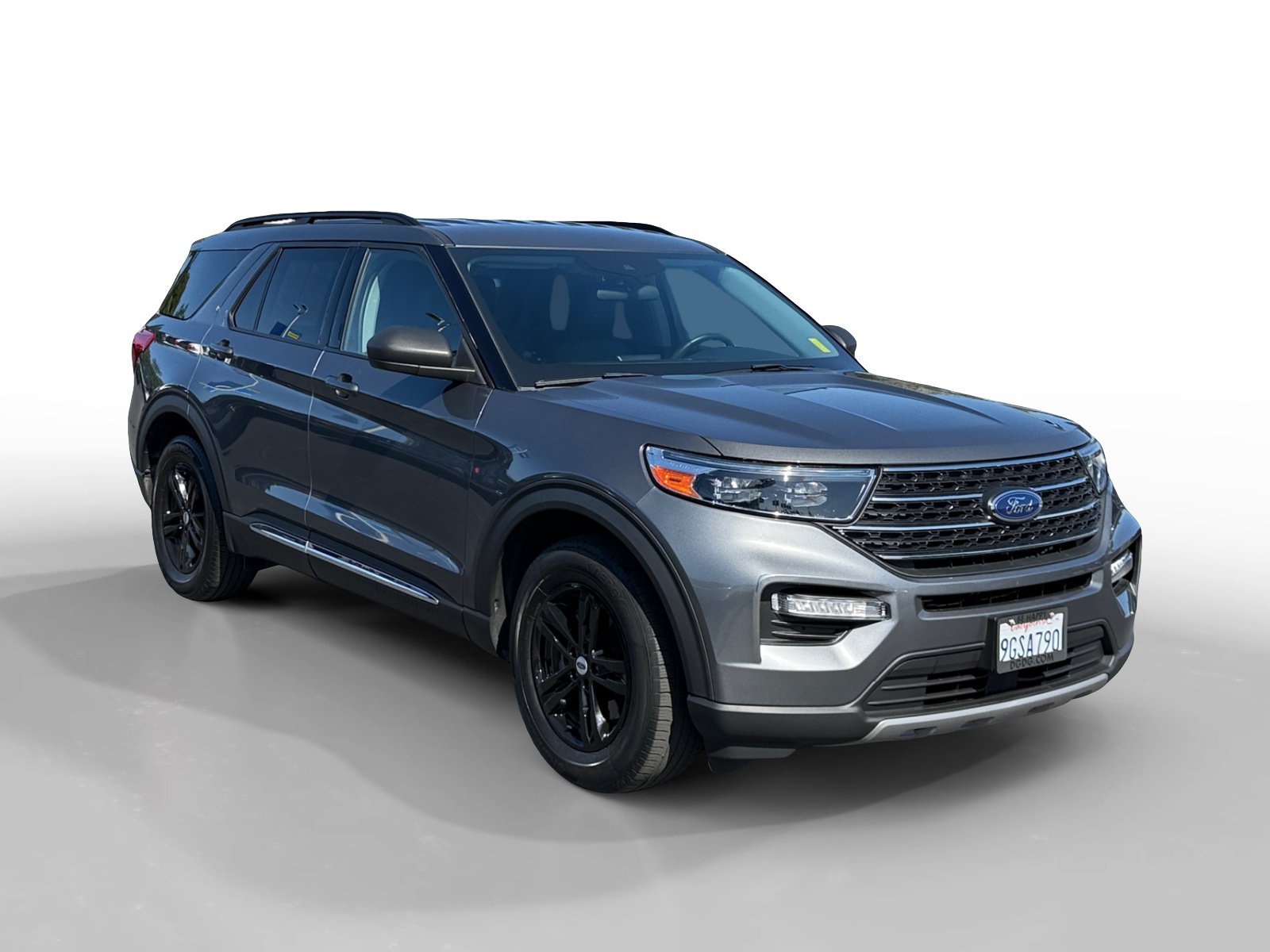 Used 2023 Gray Metallic Ford XLT image 7