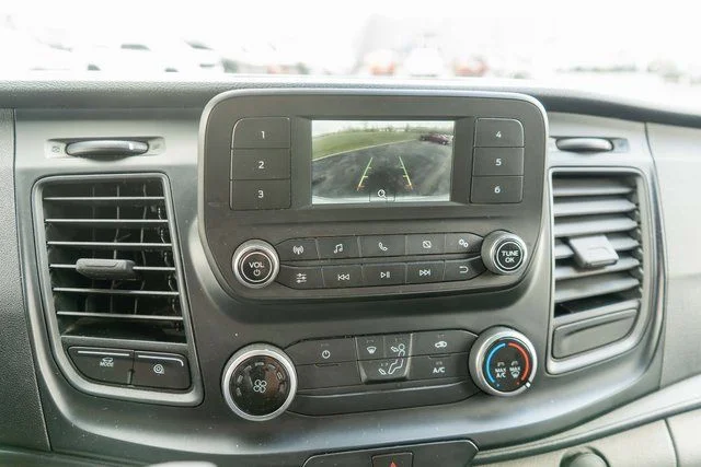 Used 2024  Ford Base image 18