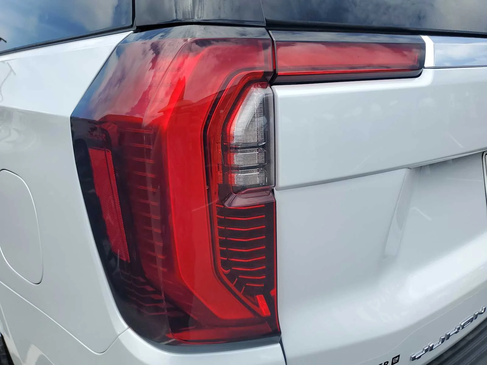 New 2026 Glacier White Tricoat GMC Denali image 15