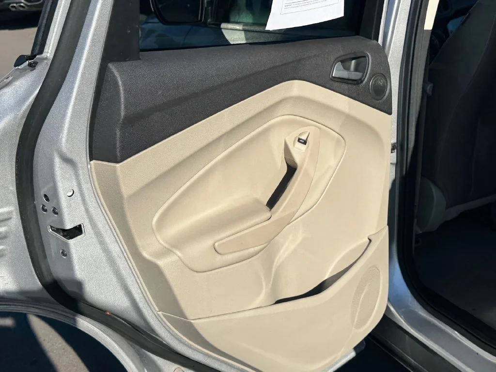 Used 2015 Silver Ford SE image 13