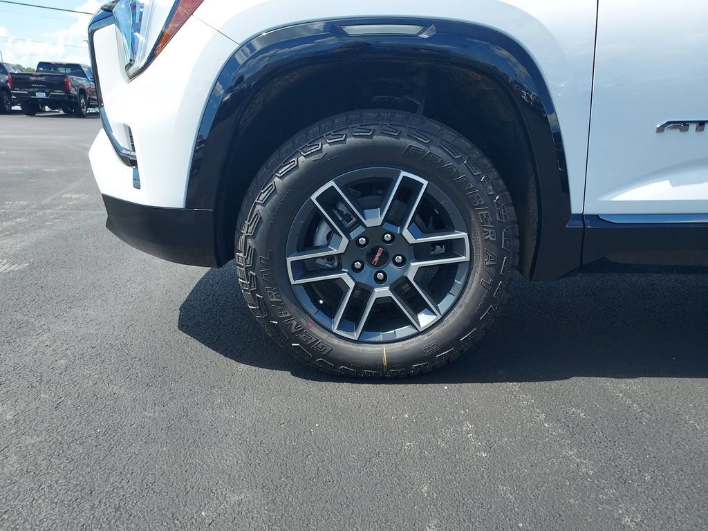 New 2027 Summit White GMC AWD AT4 image 10