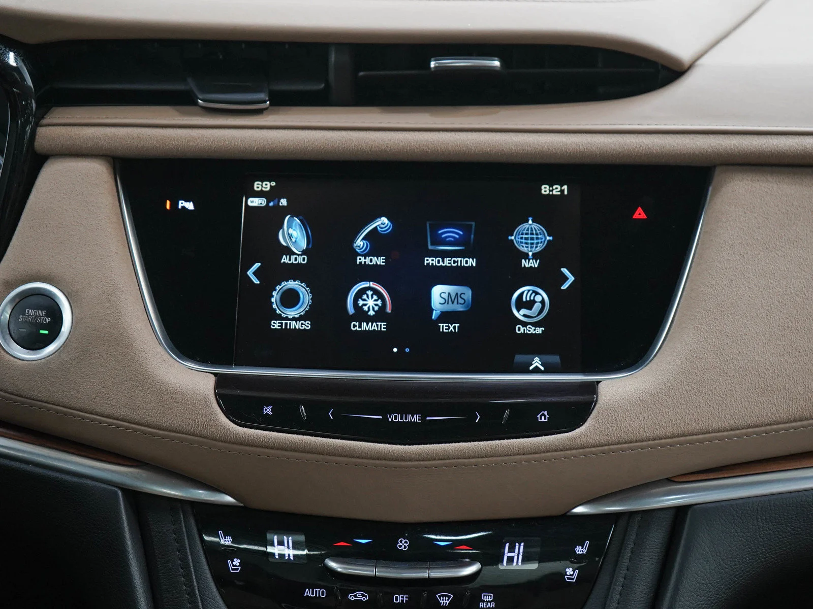 Used 2018 Stellar Black Metallic Cadillac Platinum AWD image 14