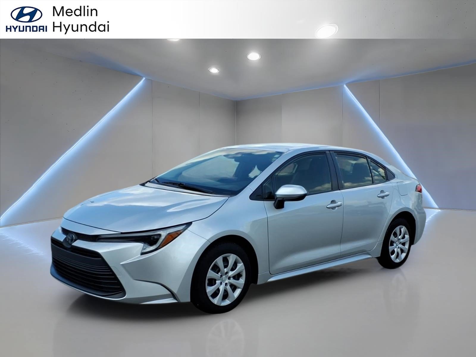 2023 Toyota Corolla LE - Photo 7
