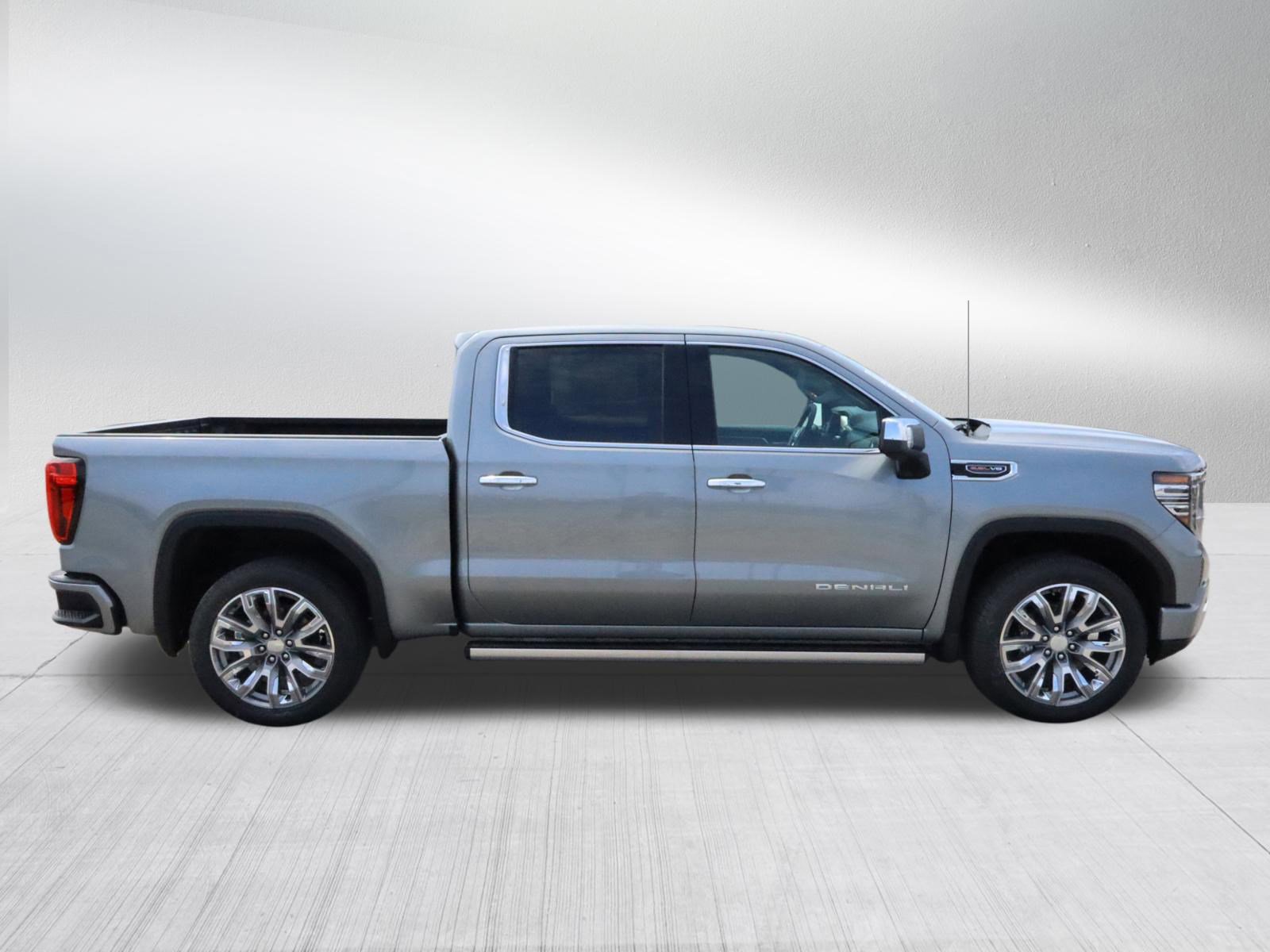2026 GMC Sierra 1500 Denali - Photo 8
