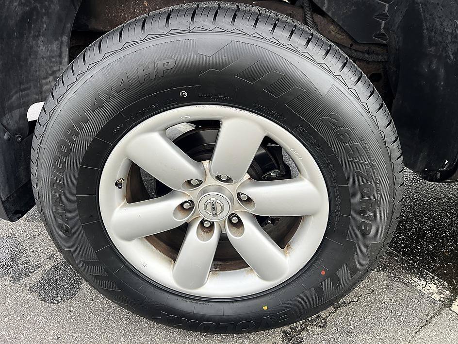 Used 2014 Galaxy Black Metallic Nissan SV image 11