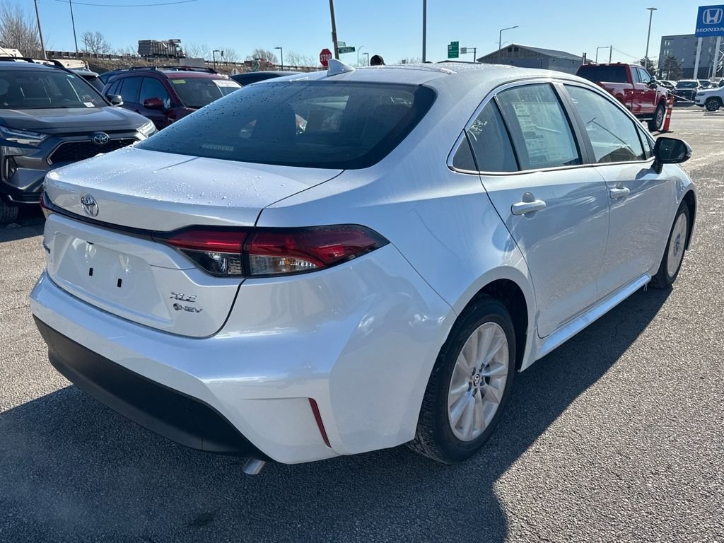 2026 Toyota Corolla XLE - Photo 7