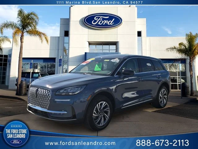 2025 Lincoln Corsair Premiere FWD's photo