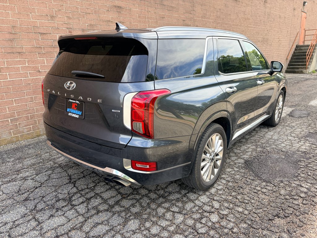 Used 2020 Steel Graphite Hyundai Limited image 5