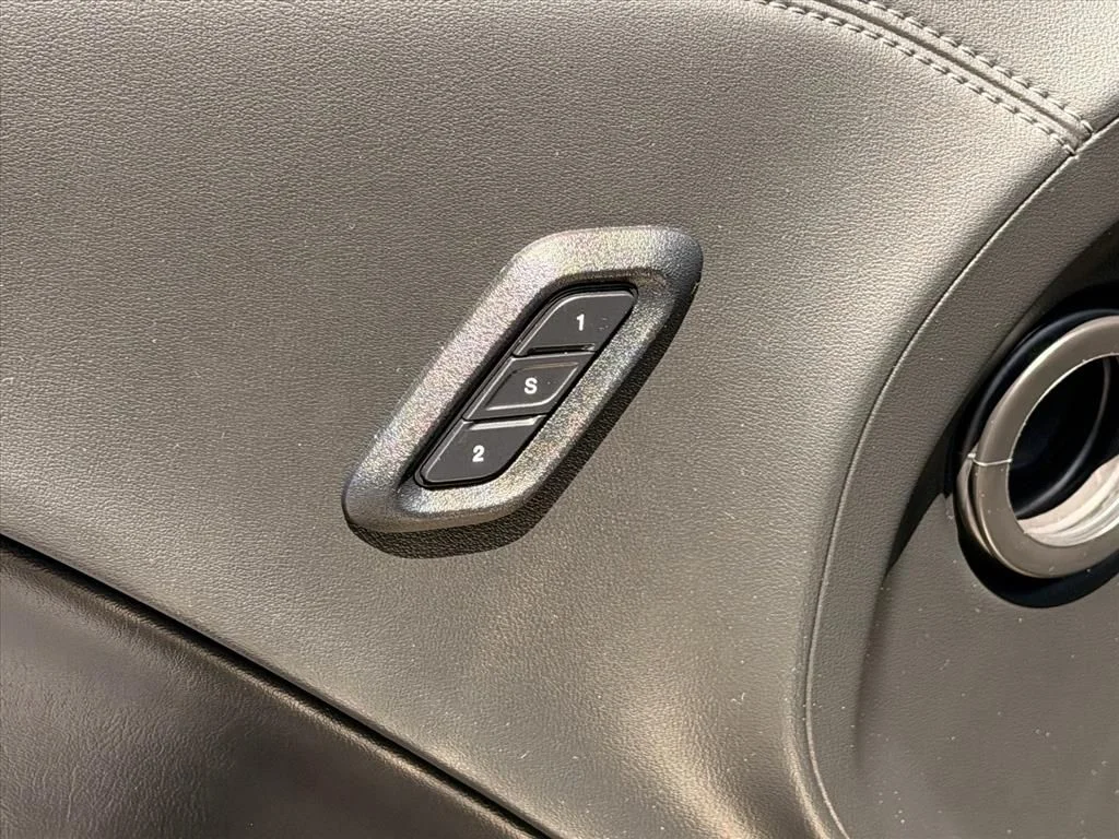 Used 2021 Gold Dodge R/T Scat Pack image 19