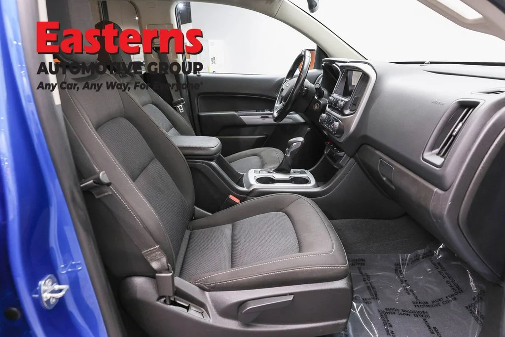 Used 2022 Blue Chevrolet LT image 24