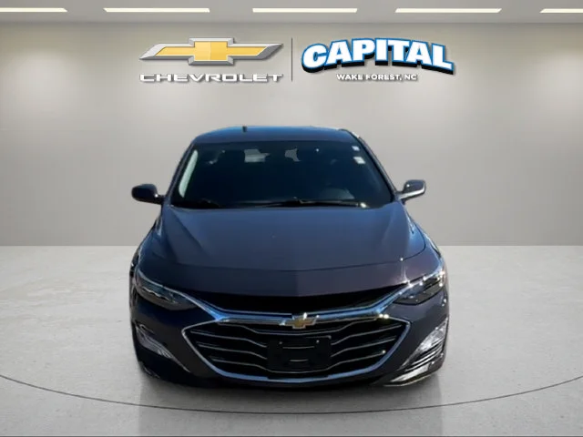 Used 2025 Black Chevrolet LT image 8