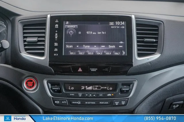 Used 2017 White Diamond Pearl Honda EX-L image 18