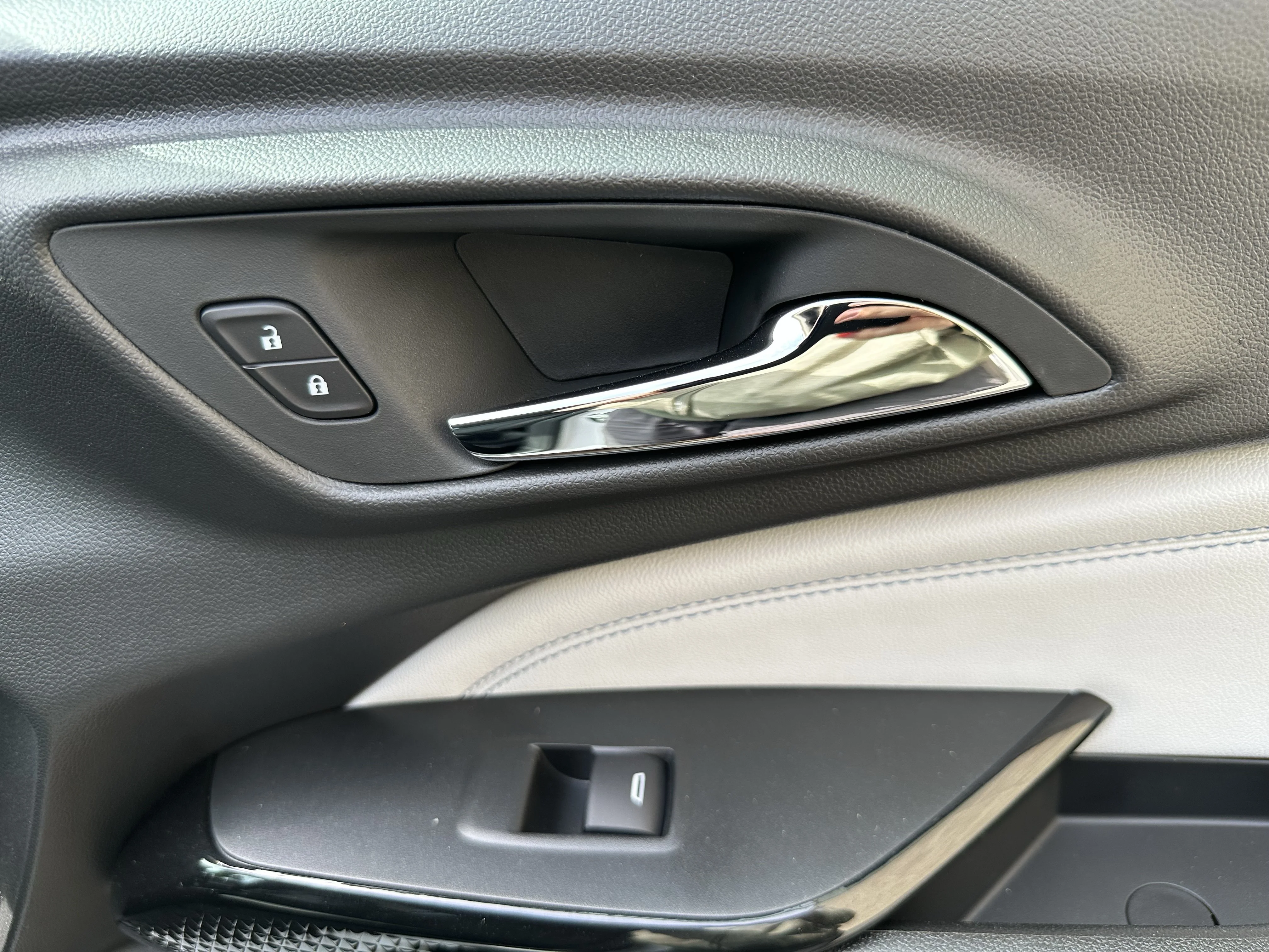 New 2026 Summit White Chevrolet LT image 19