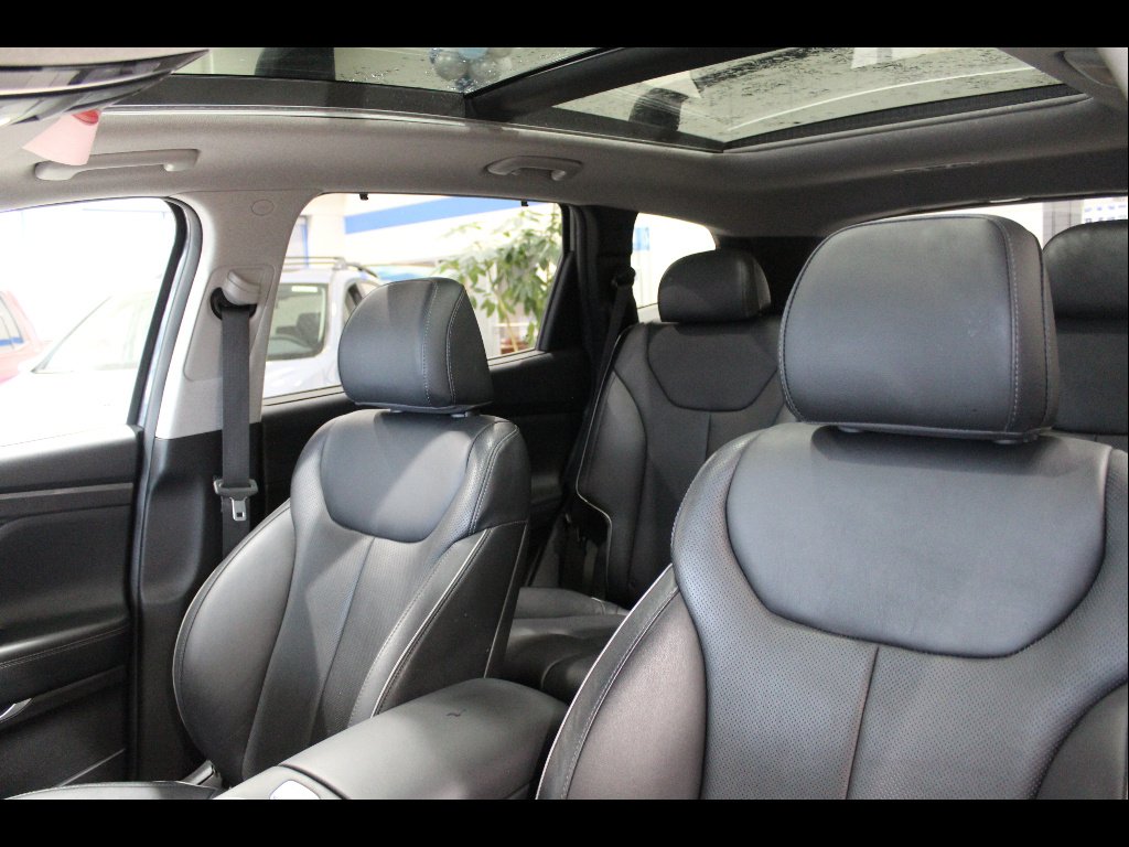 2022 Hyundai Santa Fe Limited - Photo 9