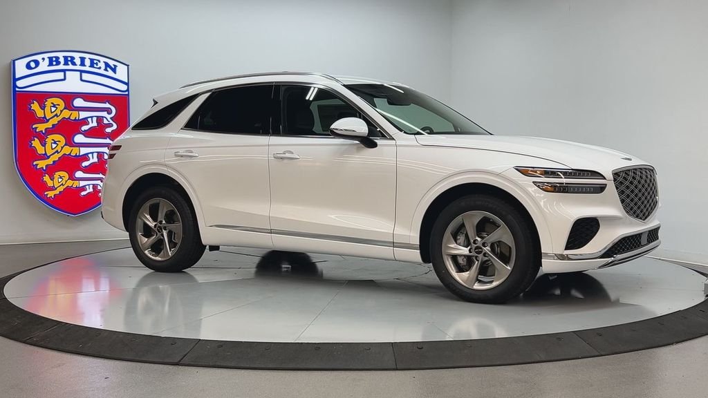 New 2026 Alta White Genesis 2.5T image 3