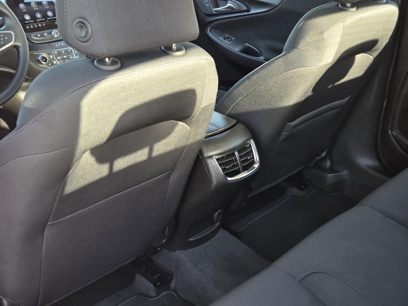 Used 2025 Summit White Chevrolet LT image 30