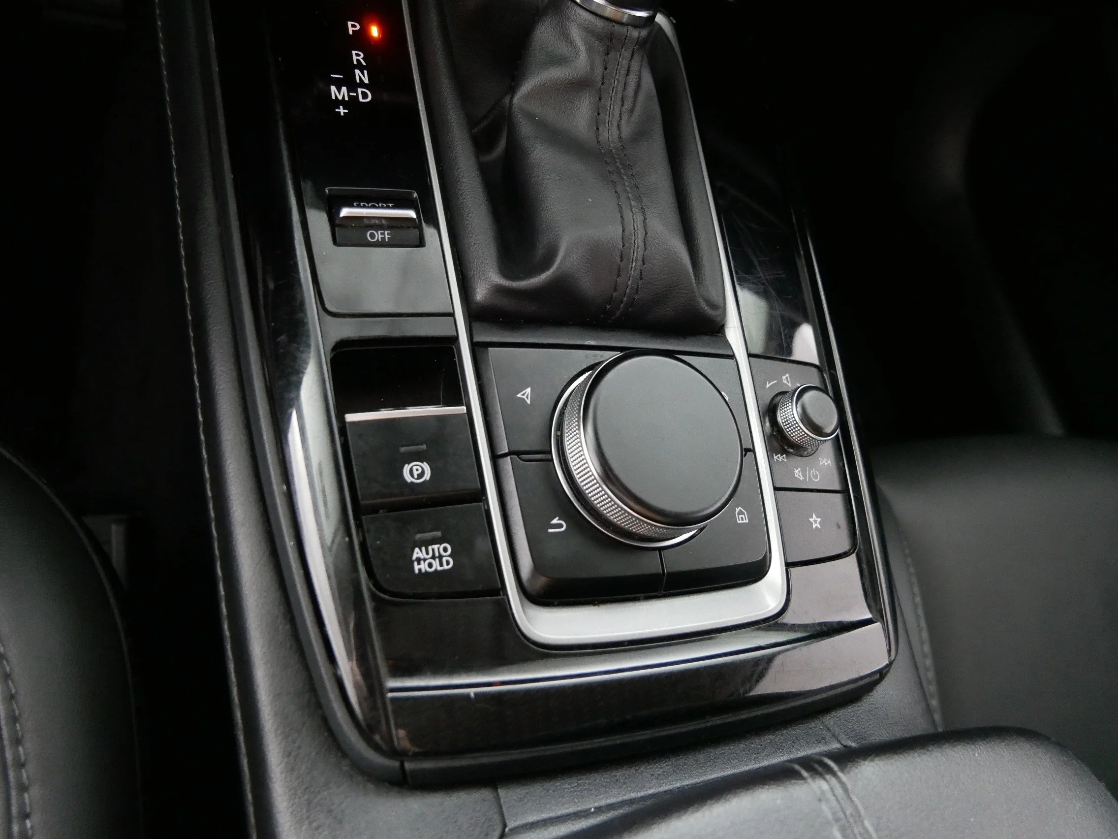Used 2024 Jet Black Mica Mazda 2.5 S Select Sport image 30